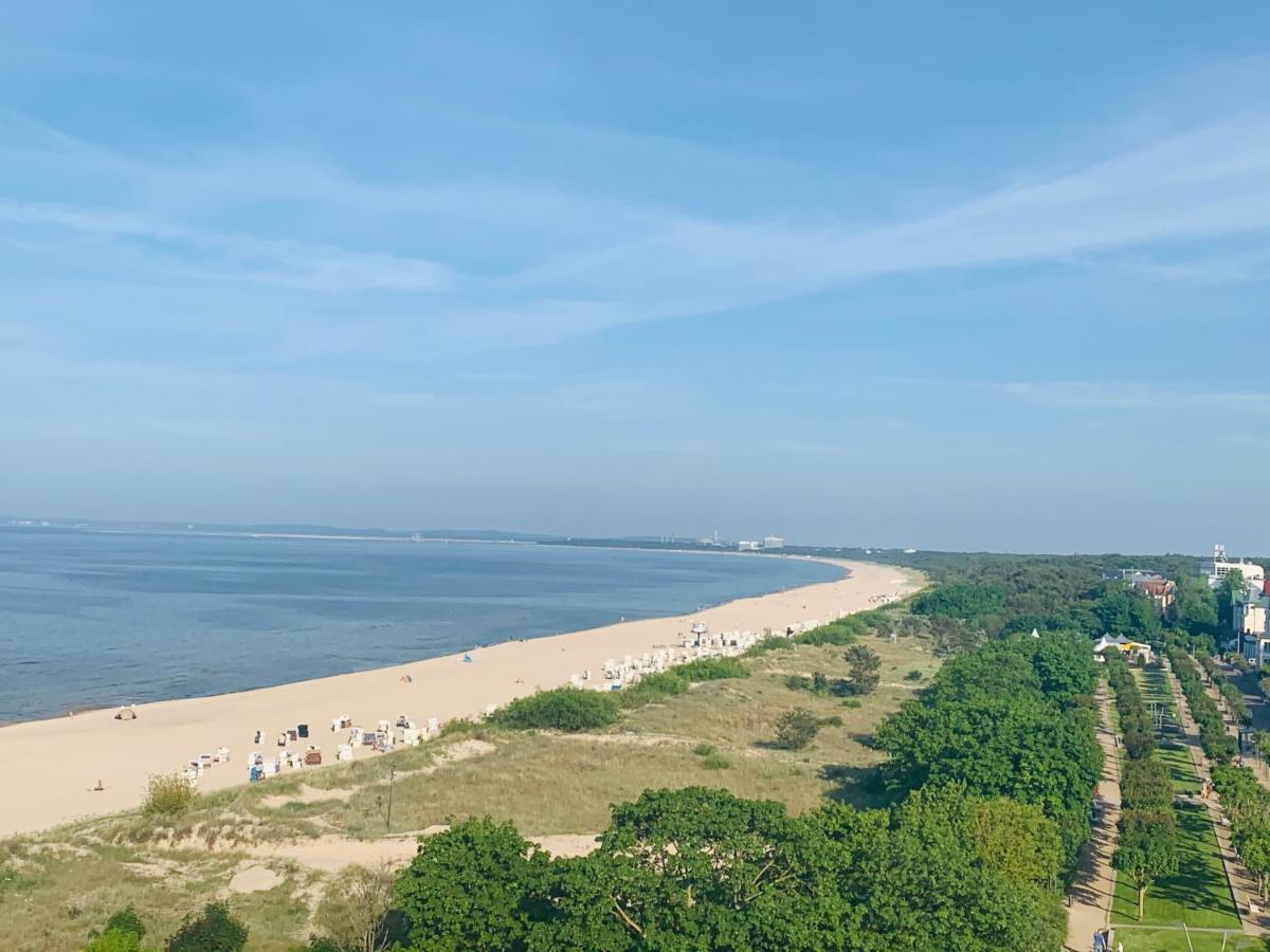 Strandhaus Ahlbeck ゼーバート・ヘリングスドルフ エクステリア 写真