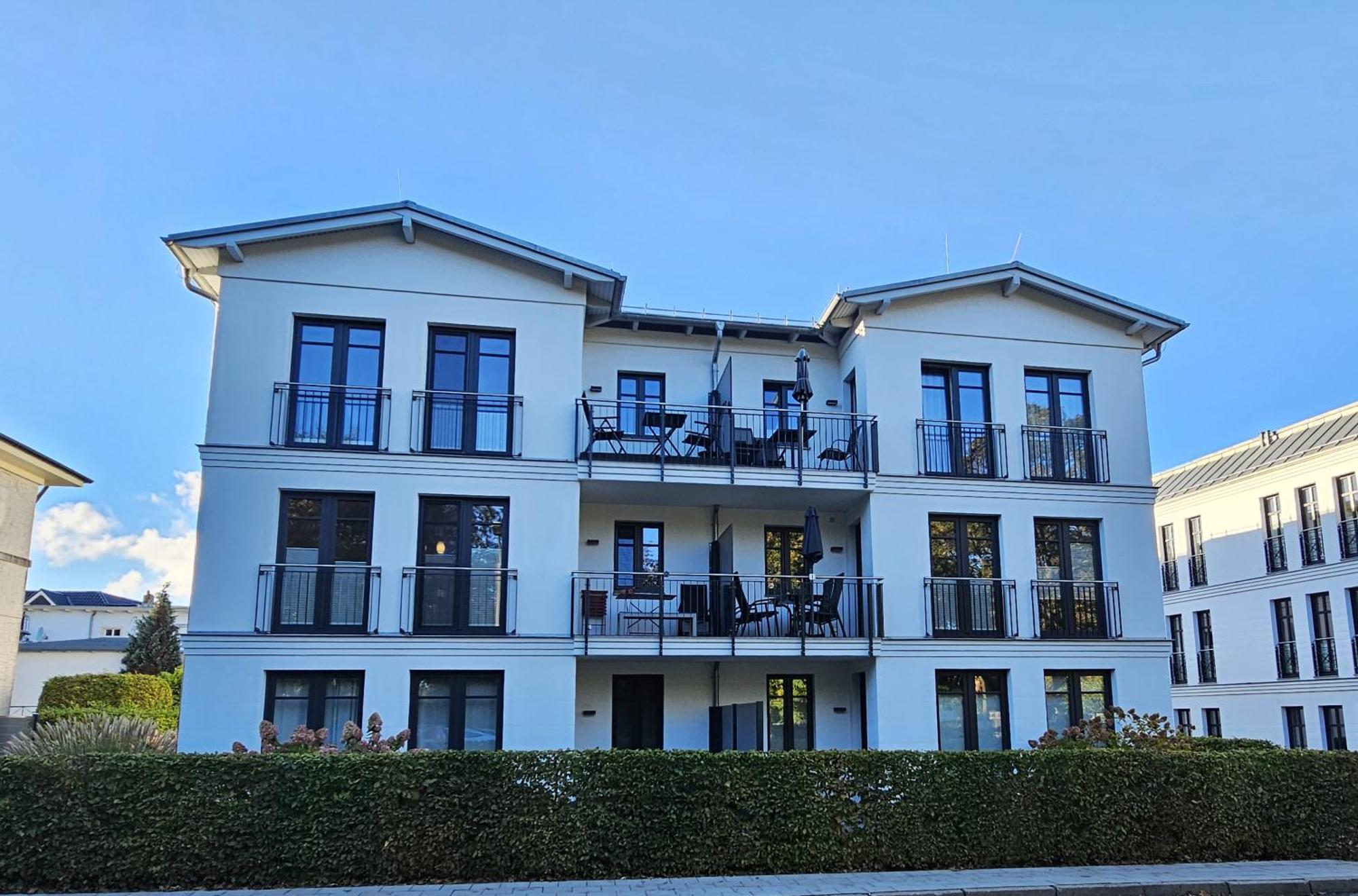 Strandhaus Ahlbeck ゼーバート・ヘリングスドルフ エクステリア 写真