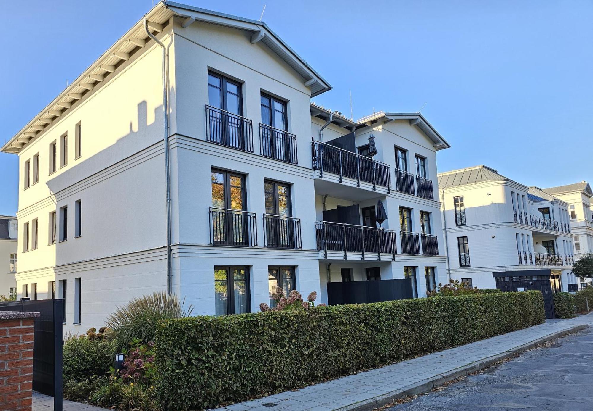 Strandhaus Ahlbeck ゼーバート・ヘリングスドルフ エクステリア 写真